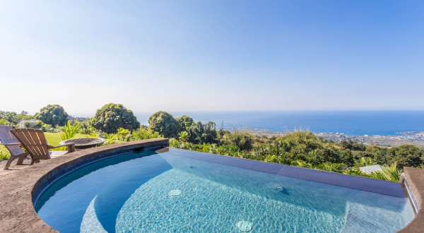 You Won’t Believe The Views You’ll Find At This Incredible Airbnb In Hawaii