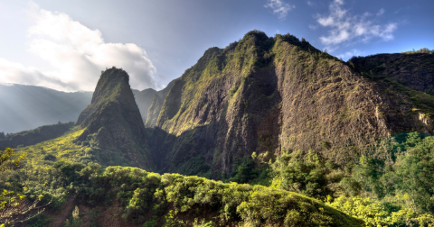 Iao Valley State Park In Hawaii Just Turned 52 Years Old And It's The Perfect Spot For A Day Trip