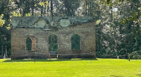 The Incredible Chapel In South Carolina That Has Been Left In Ruins