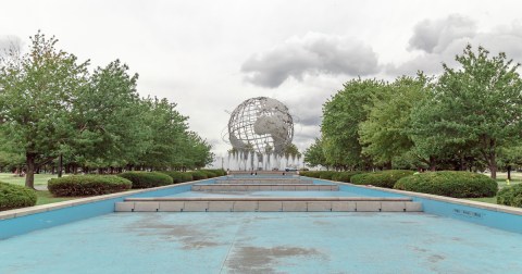 The Incredible World's Fair Site In New York That Has Been Left In Ruins