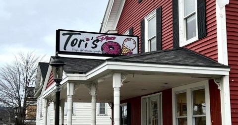 You'll Never Look At Donuts The Same Way After Trying Tori's Homestead Doughnuts In New Hampshire