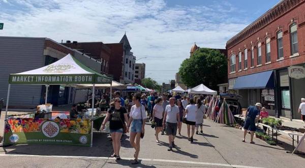 The Seasonal Farmers’ Market In Iowa That We’re Absolutely Obsessed With