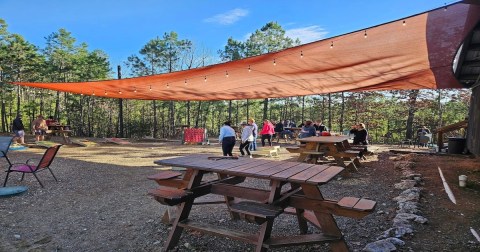The Brewery In Oklahoma That Features Magnificent Mountain Views And Outdoor Games For The Kids