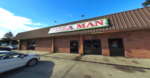 With Its Own Pizza Window, This Incredible Restaurant In Louisiana Is Perfect For Families