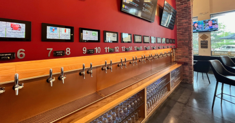 I Visited A Unique Pizza Place In Florida With A Gigantic 30-Tap Self-Pour Beer Wall