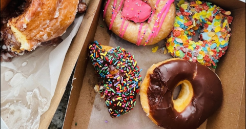 You'll Never Look At Donuts The Same Way After Trying Avon Donuts In Michigan