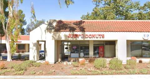 You'll Never Look At Donuts The Same Way After Trying Judy's Donuts In Southern California