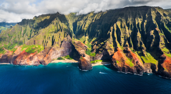 It’s An Epic Hawaiian Adventure Rafting Nā Pali In Hawaii