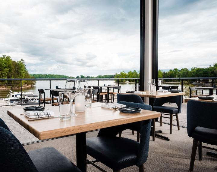peaceful waterfront restaurant in North Carolina