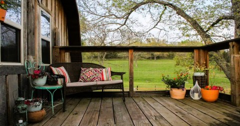 Escape To The Countryside When You Stay At This Rural Airbnb In Arkansas