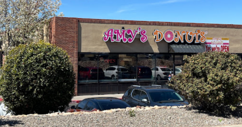 You'll Never Look At Donuts The Same Way After Trying Amy's Donuts In New Mexico