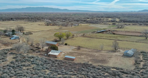 Escape To The Countryside When You Stay At This Rural Airbnb In New Mexico