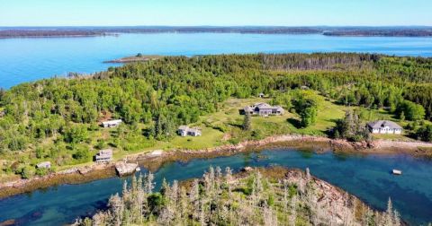 You Can Rent This Entire Private Island Off The Coast Of Maine, And It's A Dream