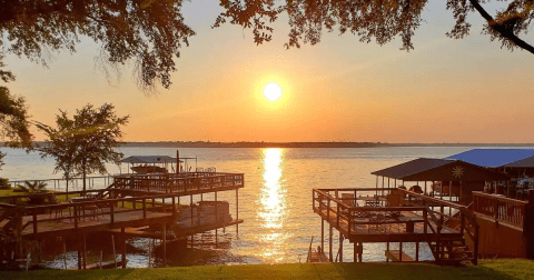 The Magnificent Lakefront Airbnb In Texas That Is Perfect For A Spring Retreat