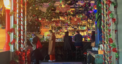 This Enchanting Garden Restaurant And Bar In Oregon Will Transport You To Another World