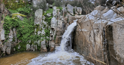 You’ll Fall In Love With The Tiny Waterfall Hiding Along This Breathtaking Southern California Trail