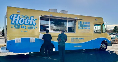 Hungry Crowds Are Chasing This Fish And Chips Truck That’s Rolling Through Wisconsin